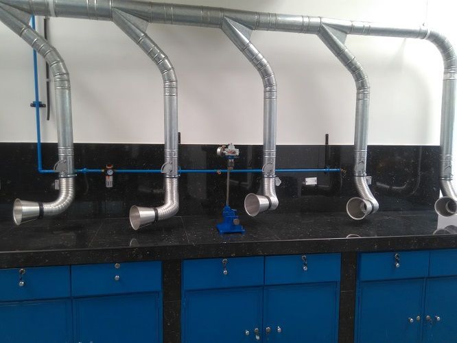 Diseño y Construcción de Sistema de Extracción Forzada para Laboratorio